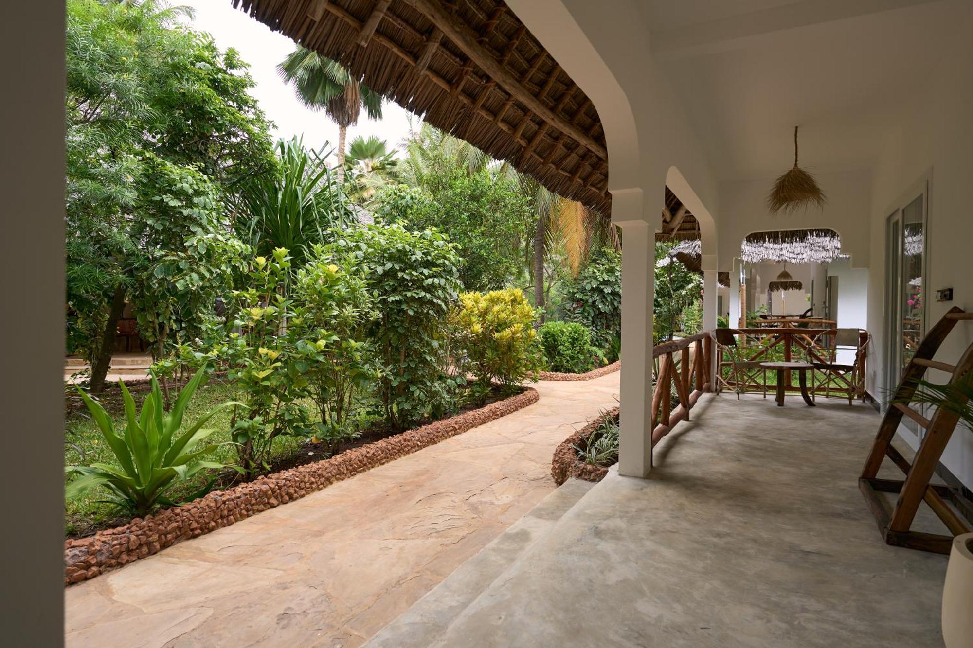 African Bungalows Нунгви Экстерьер фото