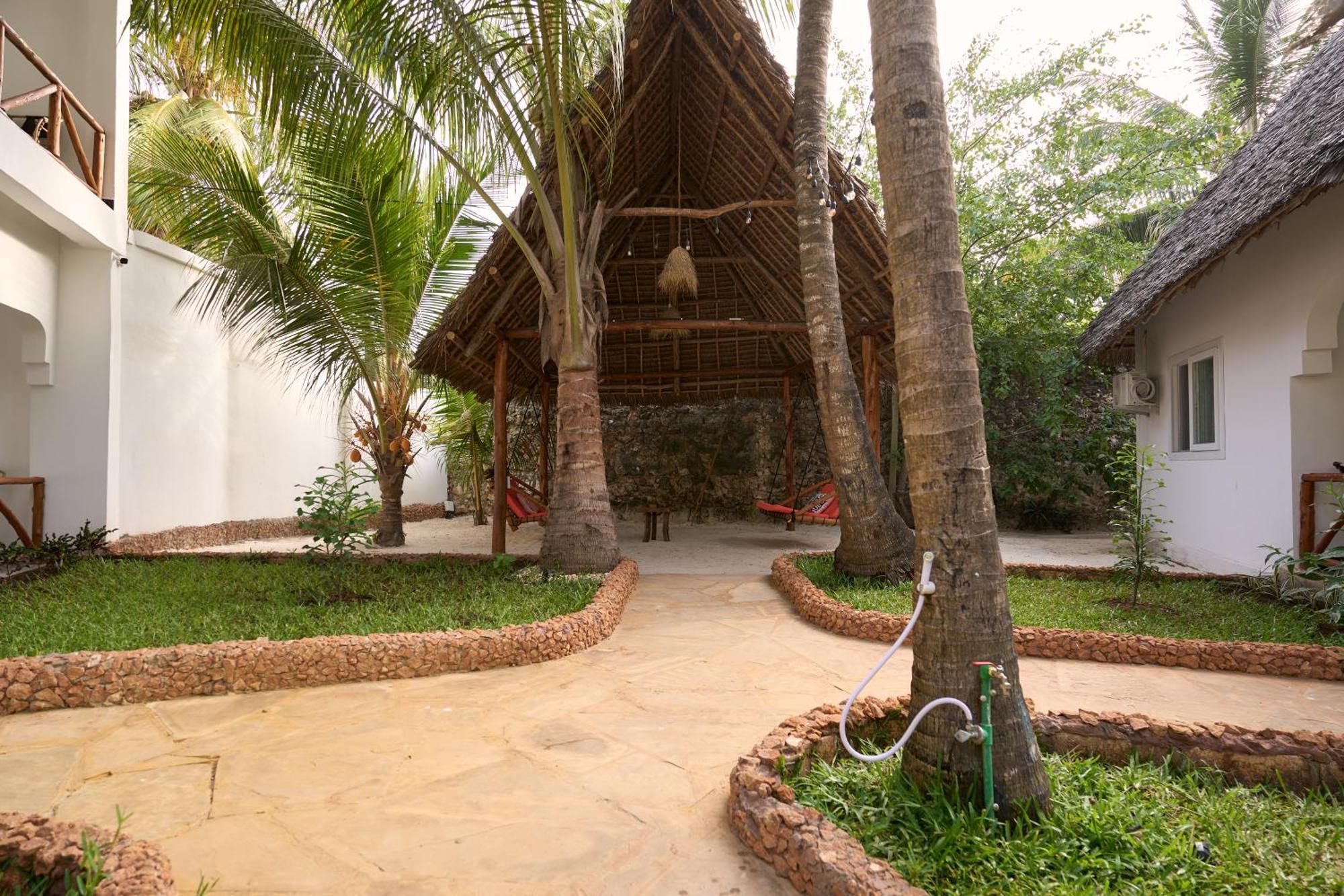 African Bungalows Нунгви Экстерьер фото